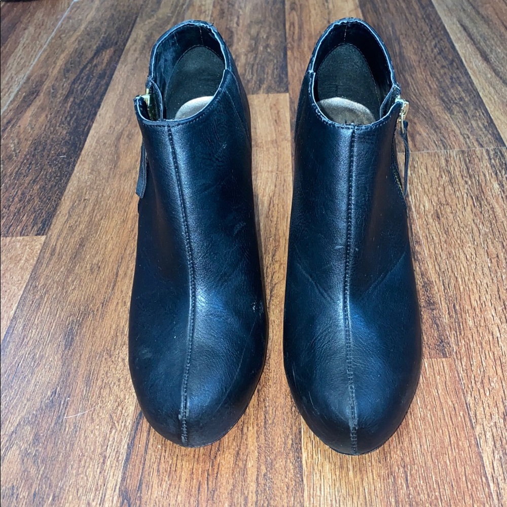 Steve Madden Black Booties